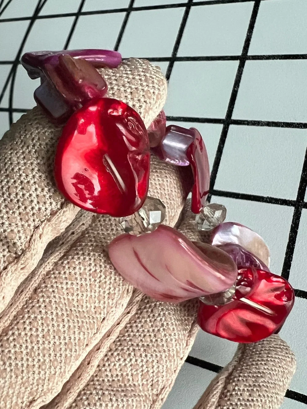 Vintage Pink Red Mother of Pearl Shell Nugget Stretch Bracelet